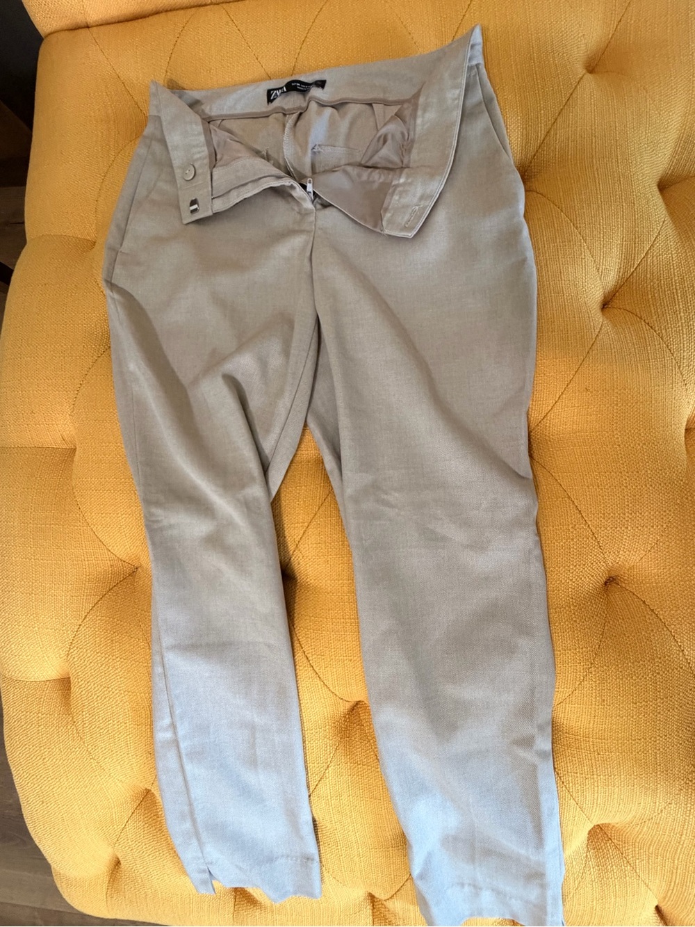 Zara  Light Beige Dress Pants - Straight Cut